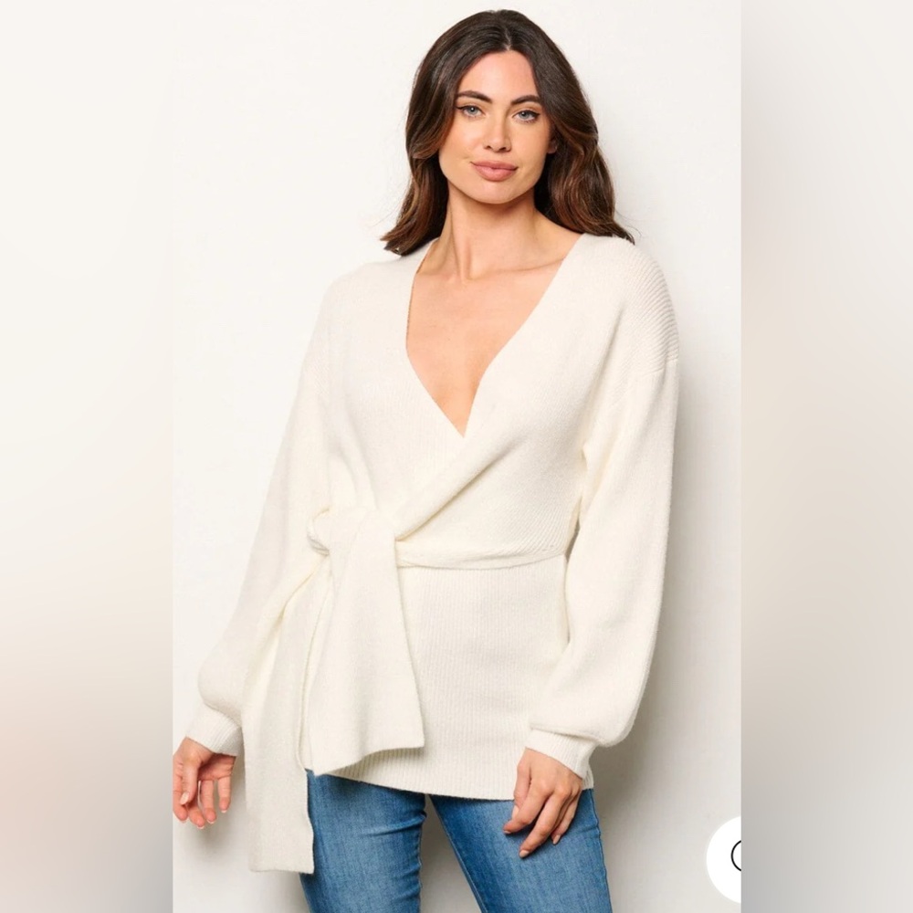 WOMEN'S LONG SLEEVE SELF TIE WRAP RIBBED BLOUSE TOP. Ivory/white.
